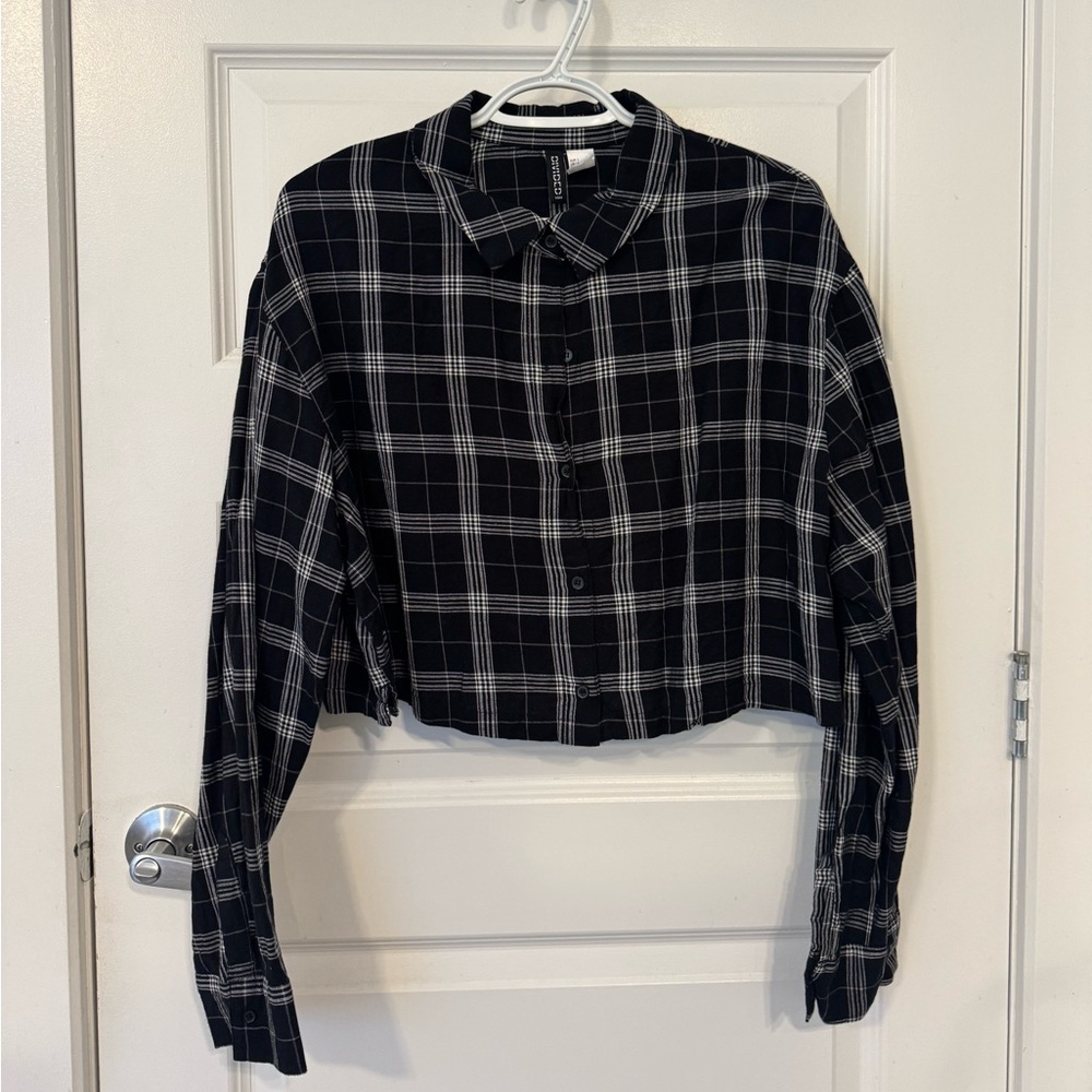 Black and White Plaid Cropped Shirt - L/G